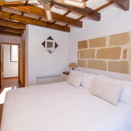 Llucmacanes Gran Farm stay *